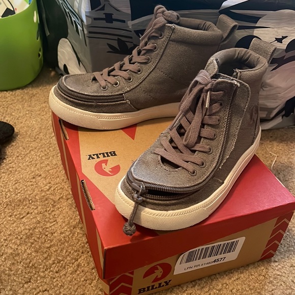 Shoes Billy High Top Zipper Shoes Barely Worn Adaptable Orthotics